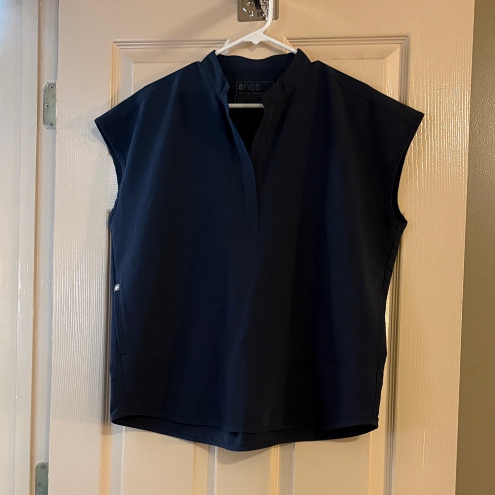 Figs limited edition space grey Rafaela scrub top size medium.